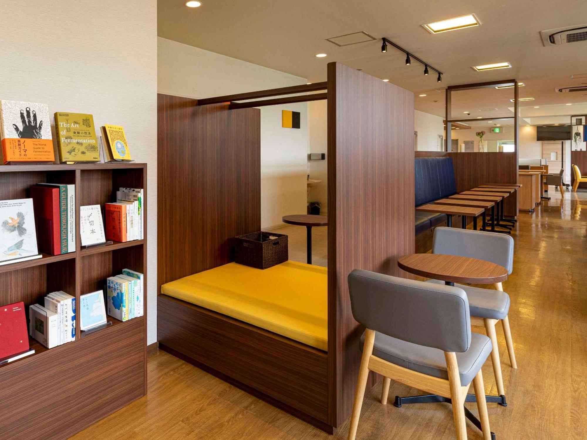 Comfort Hotel Хиконе Экстерьер фото