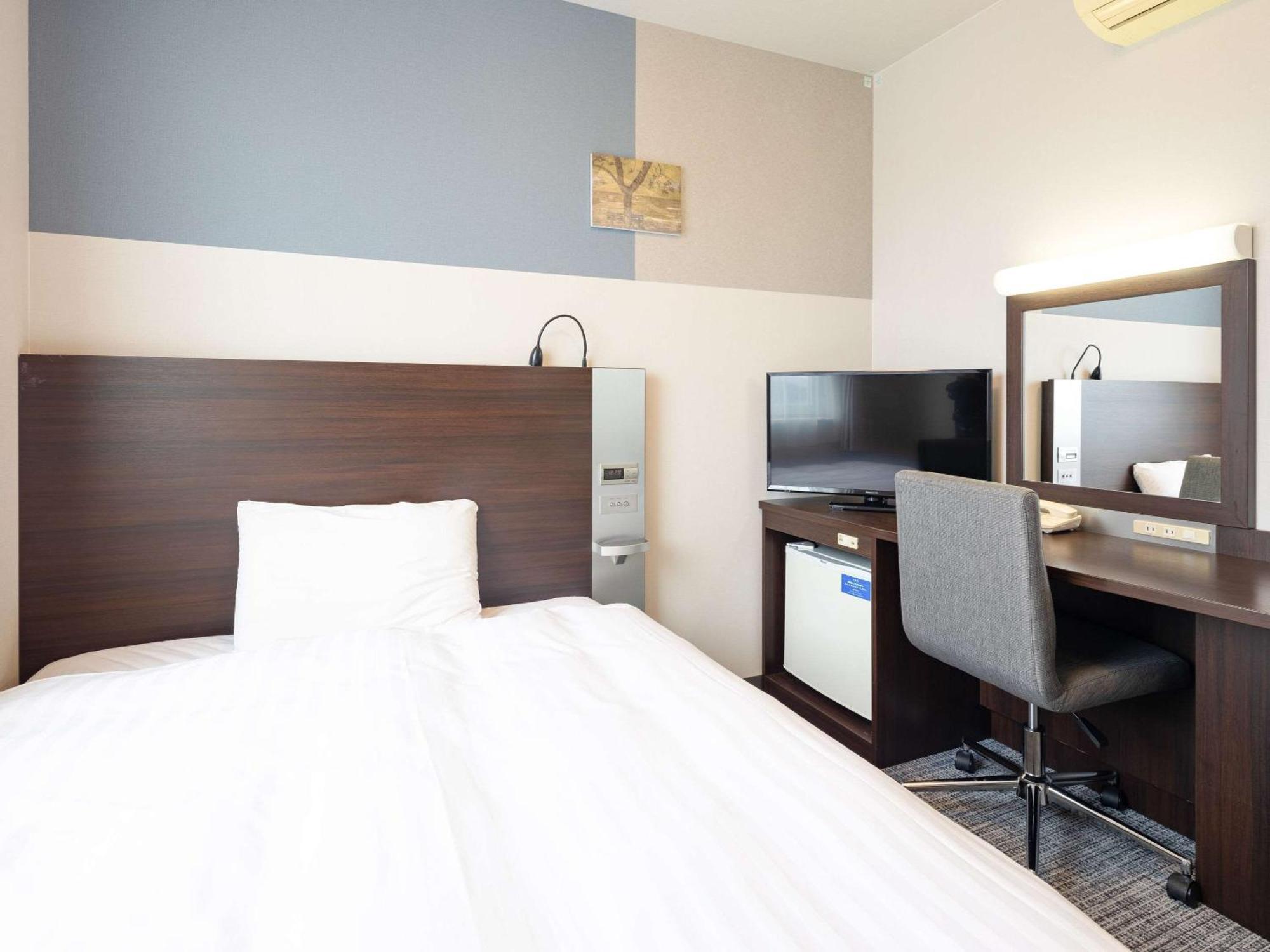 Comfort Hotel Хиконе Экстерьер фото